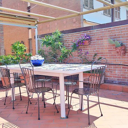 Ferienwohnung Piana Degli Ulivi A Lerici Exterior foto