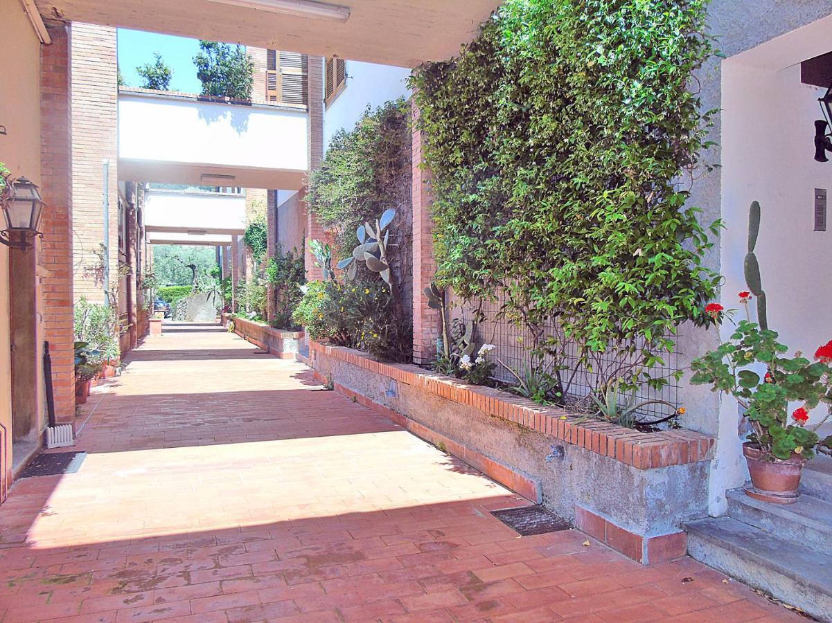 Ferienwohnung Piana Degli Ulivi A Lerici Exterior foto